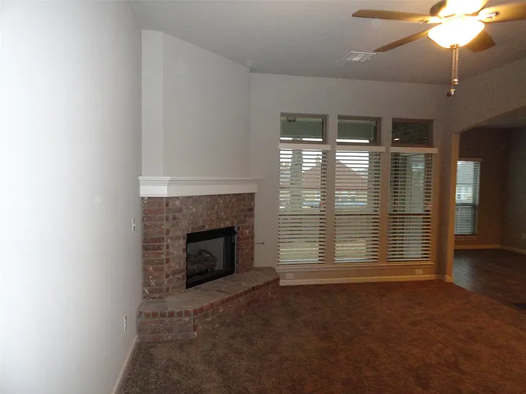 2423 W Little Rock Pl — Photo 10