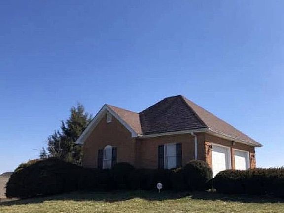 4th image of 215 Lincoln Hills Dr