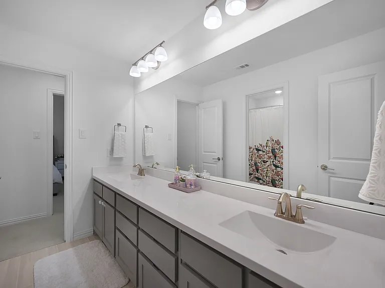 731 Drummond Dr — Photo 28