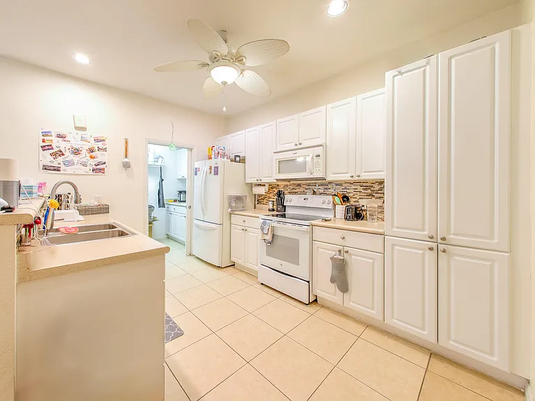1829 Sandhill Crane Dr #B2 — Photo 10