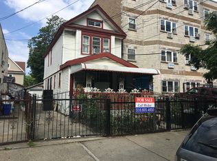 9220 175th St, Jamaica, NY 11433