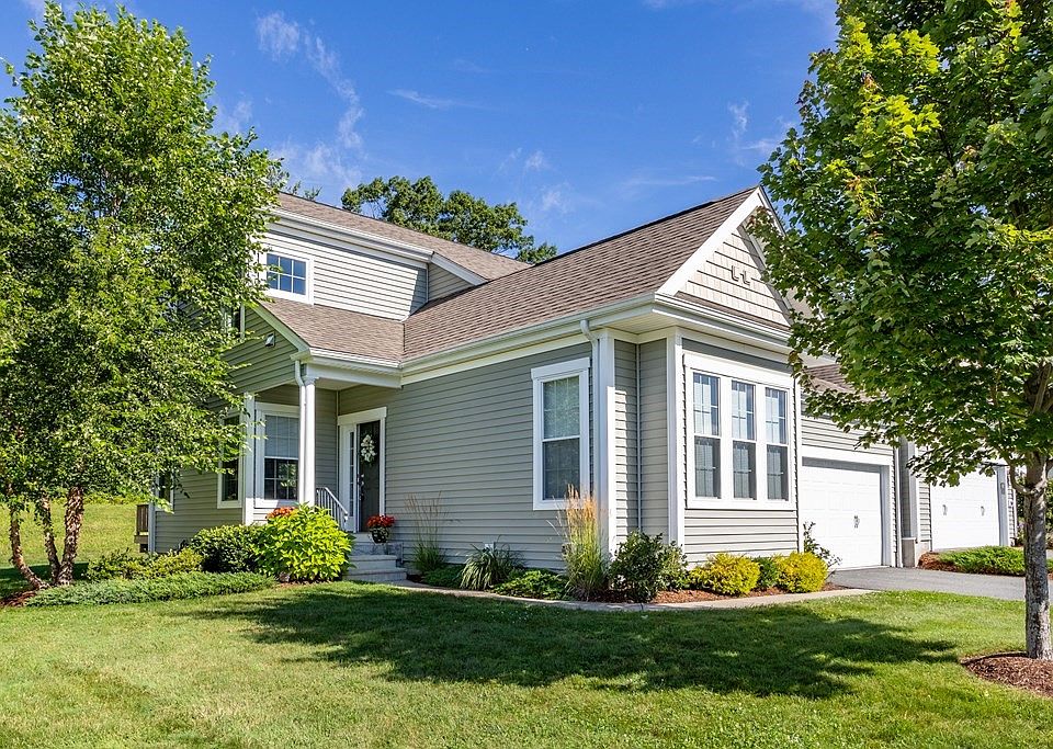 1st image of 138 Skyline Dr #138