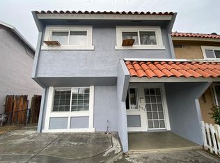 696 Palm Cir, Tracy, CA 95376
