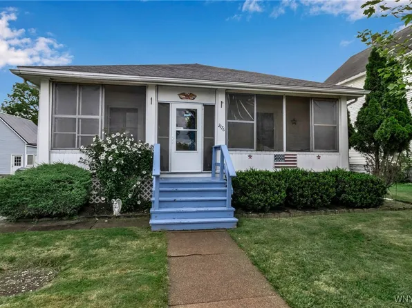 2176 Abbott Rd, Buffalo, NY 14218