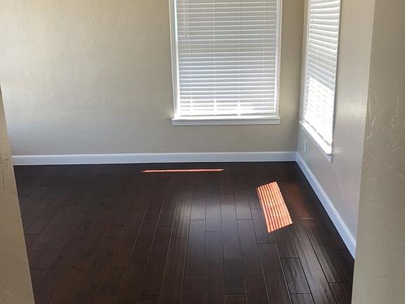 2nd image of 1335 Mariposa St APT 9