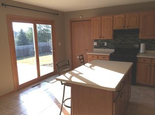 402 Miner St, Kewanee, IL 61443