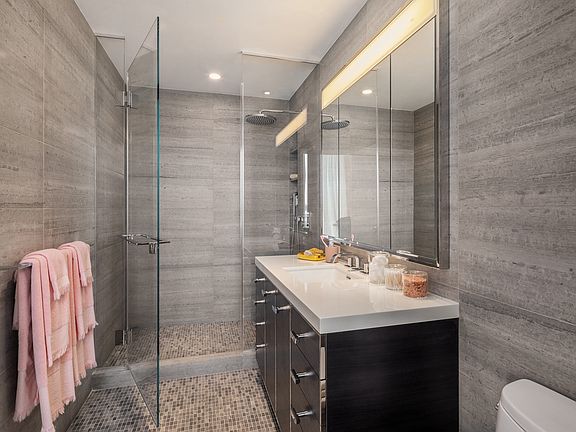3rd image of 252 South St #19D