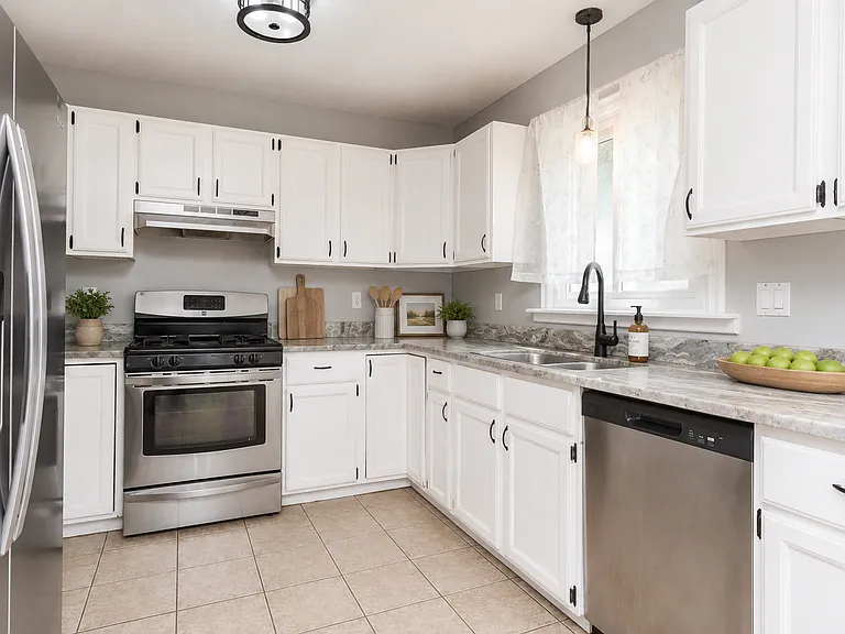 Kitchen with Stone counter top
