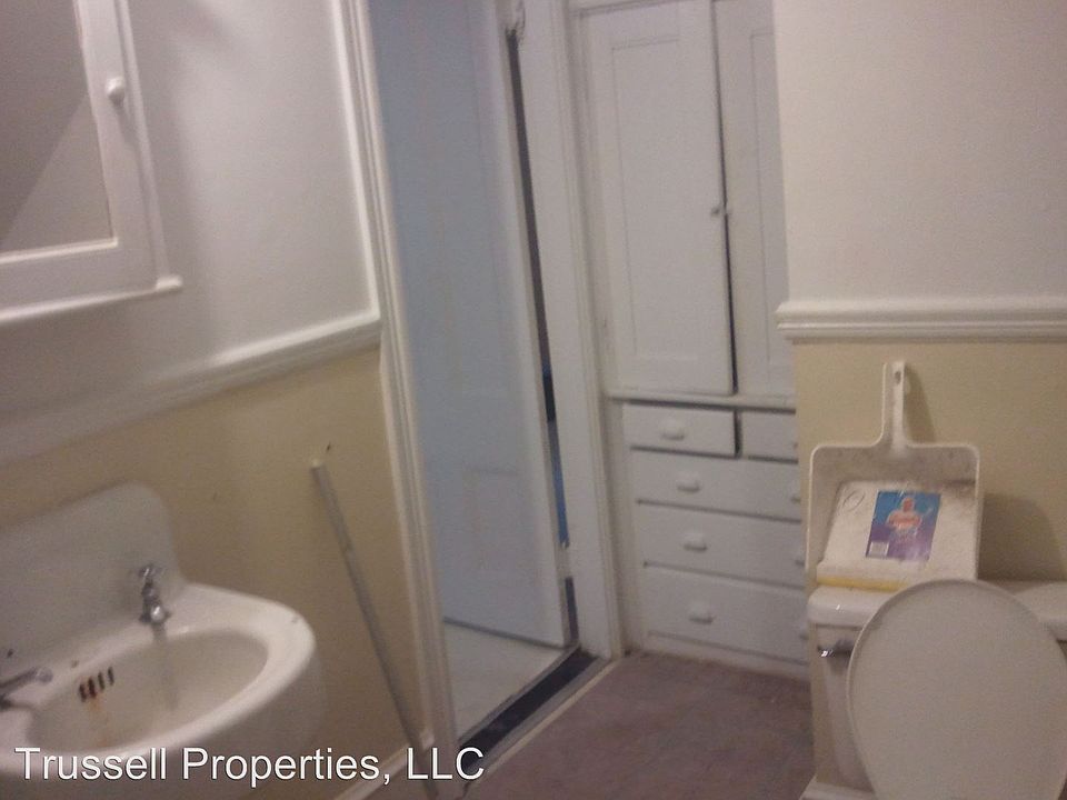 2nd image of 509 Cumberland Ave APT 8