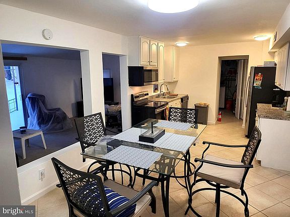 5th image of 48 Botany Cir