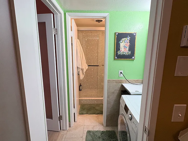 500 Glenwood Cir #122 — Photo 7