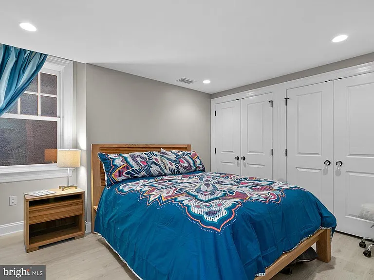4400 Elm St — Photo 37
