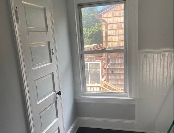 3rd image of 834 Naugatuck Ave APT 3