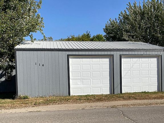 Oversized Double Garage 