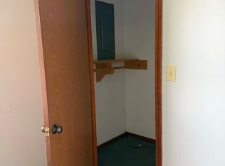 784 Highway 50 Hwy W, Linn, MO 65051
