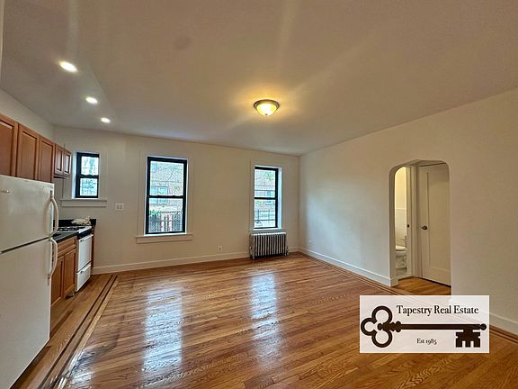 4th image of 3308 84th St #2A