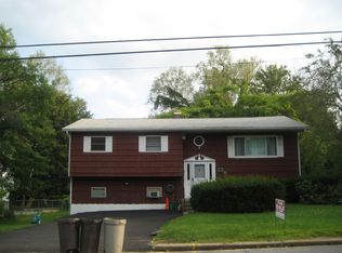 22 Morris Rd, Spring Valley, NY 10977