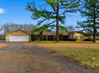 112 N Hillcrest St, Ada, OK 74820