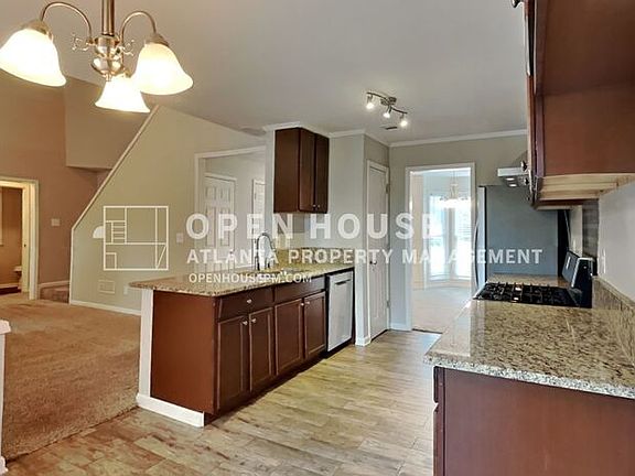 5th image of 345 Outwood Mill Ct