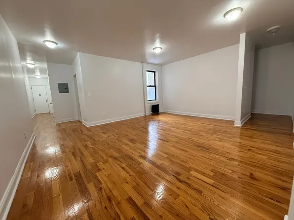 845 Riverside Drive image 1 of 18