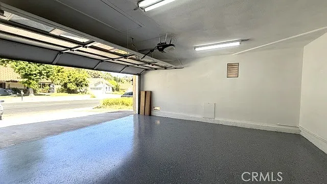 1571 Kiowa Crest Dr — Photo 18