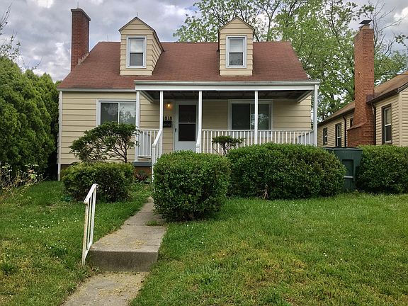 2nd image of 1818 Robert St