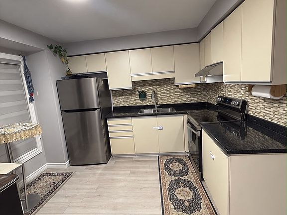 3rd image of 550 2nd St #2