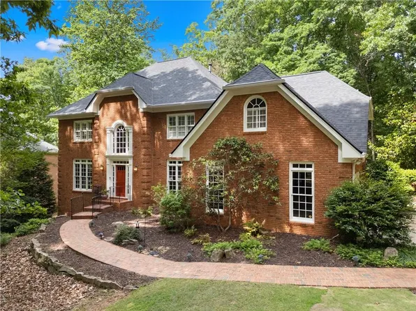 9275 Stonemist Trce, Roswell, GA 30076