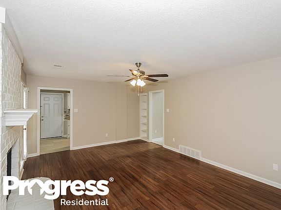 5th image of 7726 Deer Trail Ln