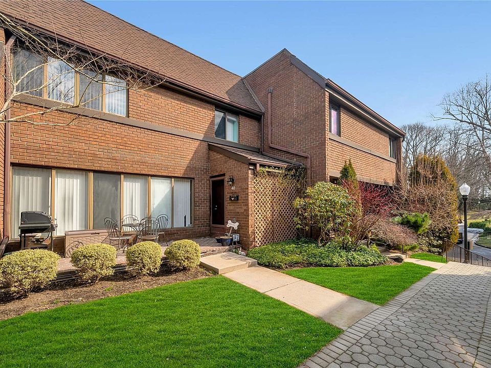 Acorn Ponds Development 60 Chestnut Hl Roslyn NY Zillow