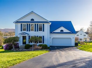 138 Saint Andrews Dr, Horseheads, NY 14845