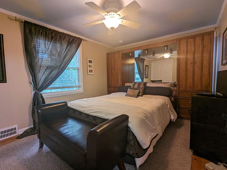 4221A Oxford Rd #A — Photo 9
