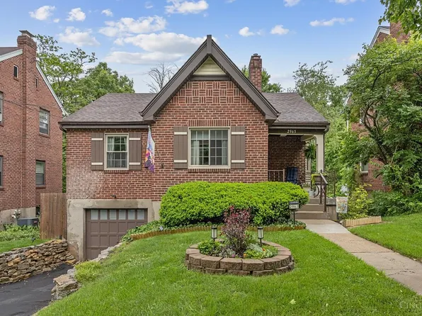 2963 Mapleleaf Ave, Cincinnati, OH 45212