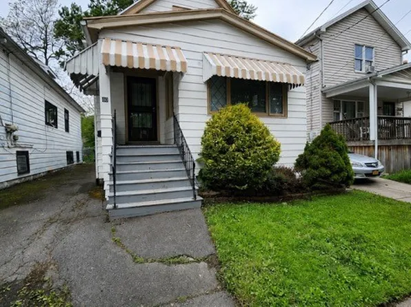 80 Zelmer St, Buffalo, NY 14211