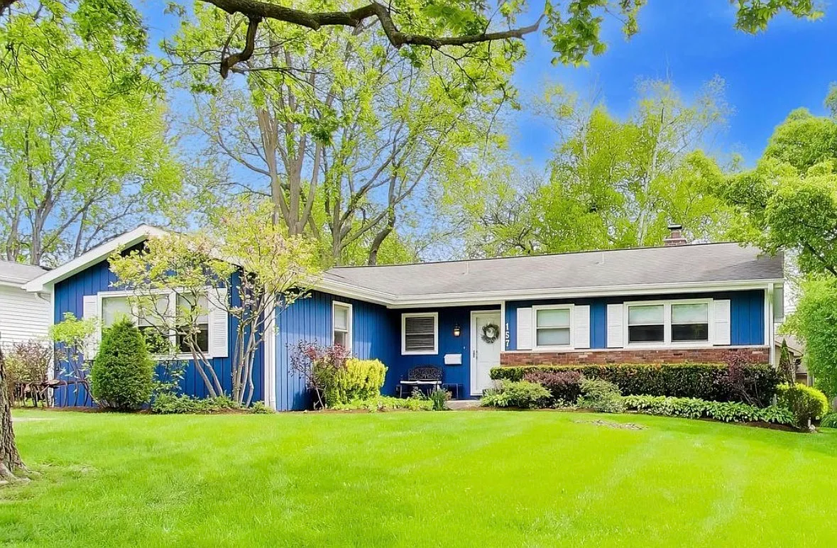 4 bed, 1739 sqft, $4,100 — Photo 1