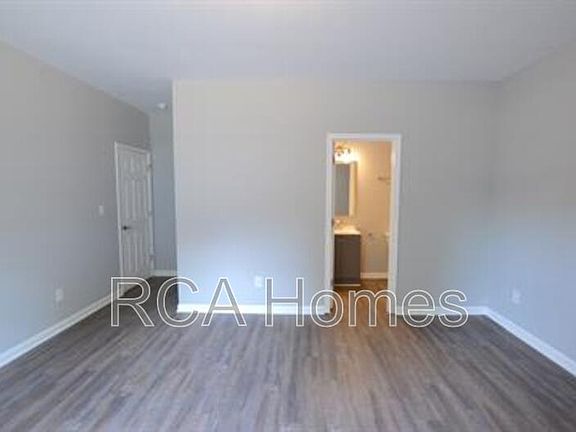 4th image of 3501 N Illinois St Unit 2