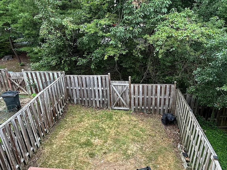 2090 Pilgrim Dr — Photo 29