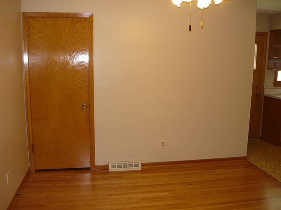 4th image of 3510 Eagle Ct