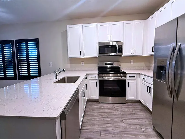 4939 SW 81st Loop — Photo 9