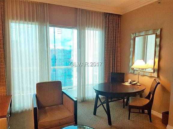 5th image of 135 Harmon Ave #3215
