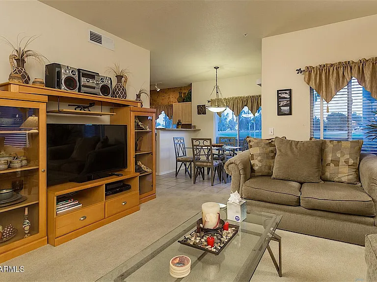 7401 W Arrowhead Clubhouse Dr #1086 — Photo 4