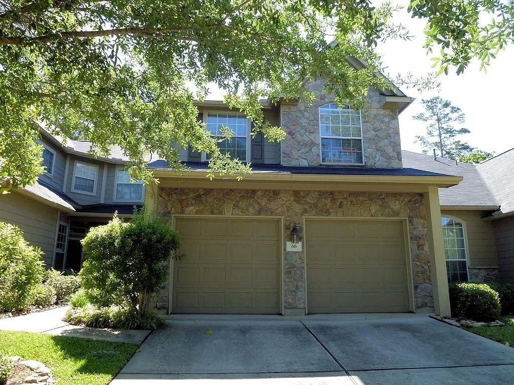 3 bed, 2.5 bath, 2045 sqft, $2,500 — Photo 1