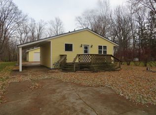 750 S River Rd, Fremont, WI 54940