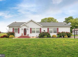 28 Plummer Ln, Salem, NJ 08079