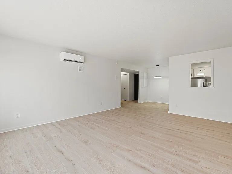 Fairfield Flats — Photo 29