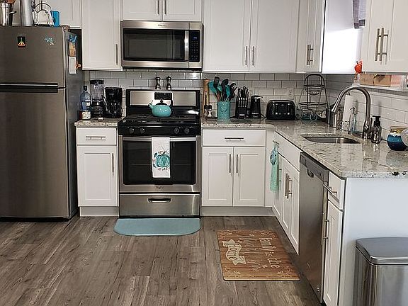 4th image of 248 Neptune Dr