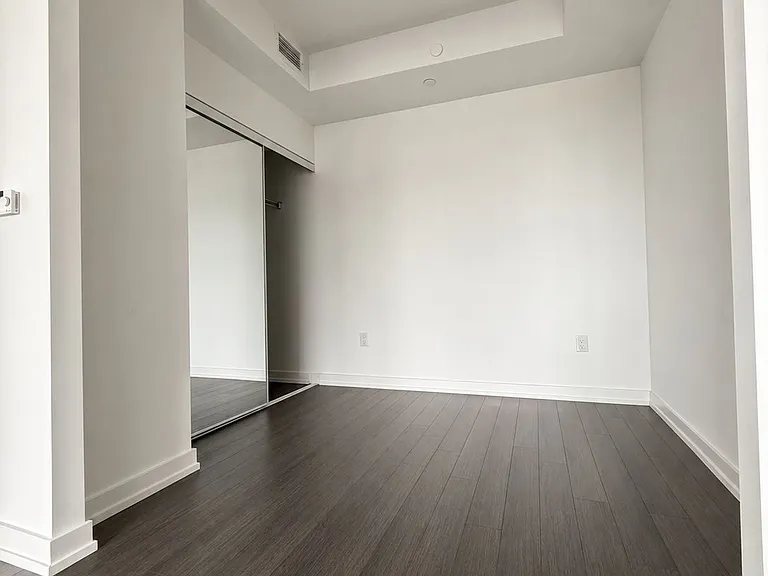 4010 Eglinton Ave W #921 — Photo 14