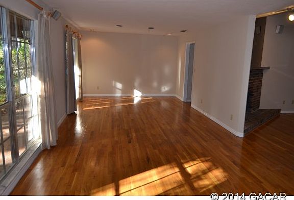 5th image of 3425 NW 38th St