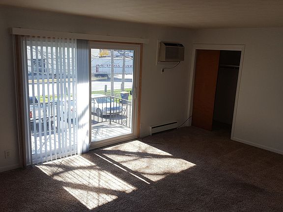 4th image of 5911 W 25th St APT 9