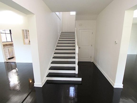 Staris to 2nd Story